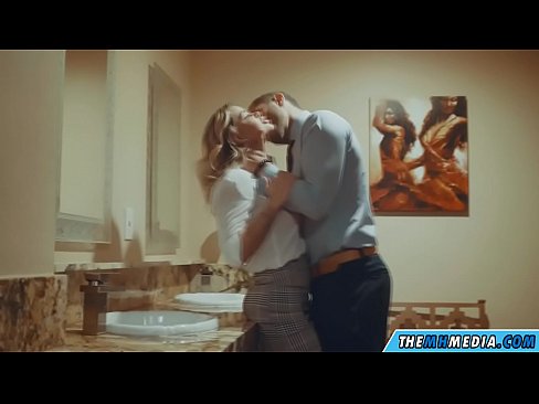 ❤️ Ko vas prsata blondinka zapelje na javnem stranišču ❤️ Krasni porniči pri nas sl.sexarxiv.ru ☑